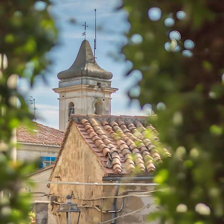 Boutique B&B Residenza Фарнезе Екстер'єр фото